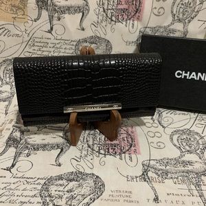 CHANEL TRIFOLD WALLET